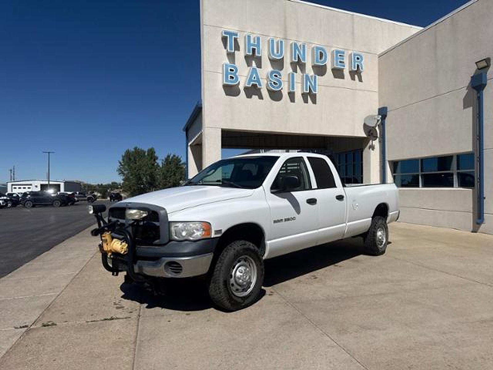 Bright Silver Metallic Clearcoat 2005 Dodge RAM 2500 Pickup Truck Four-Wheel Drive Manual