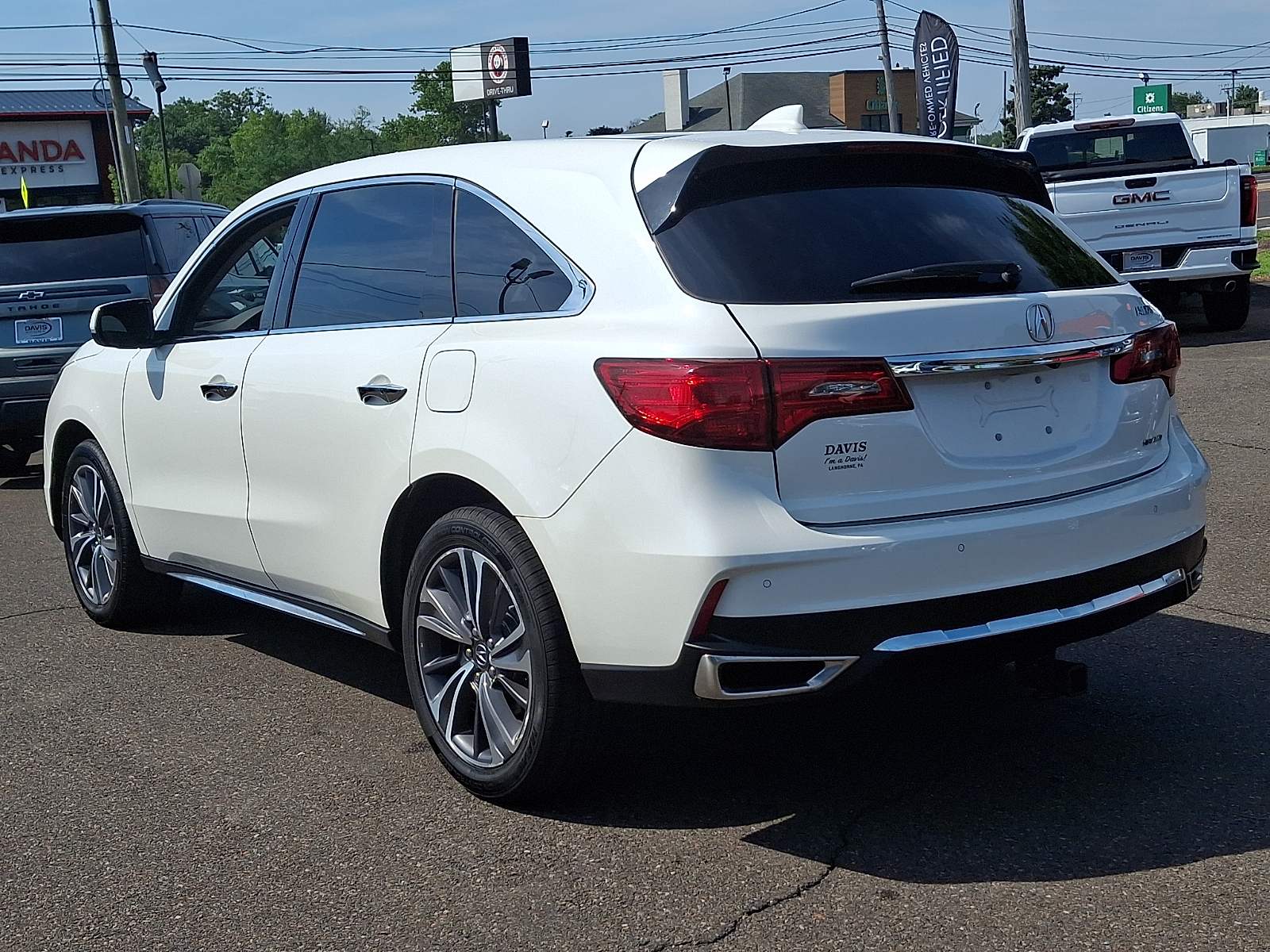 View vehicle photo 6