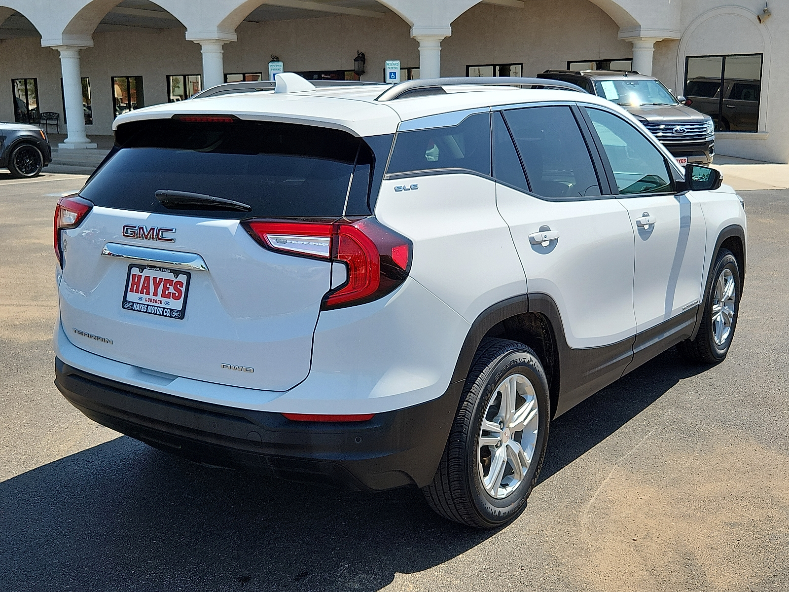 View GMC Terrain details
