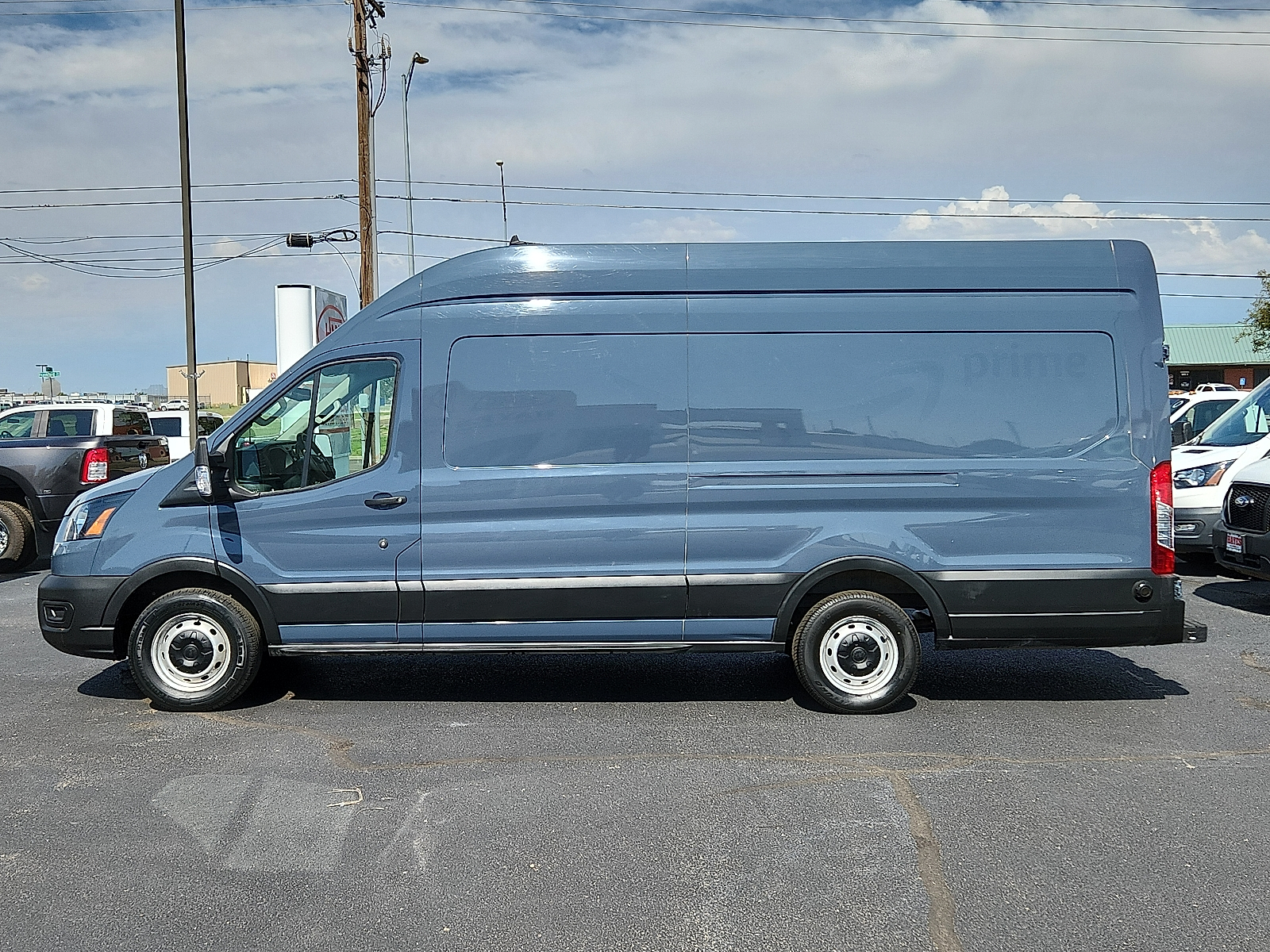 View Ford Transit-250 Cargo Van details