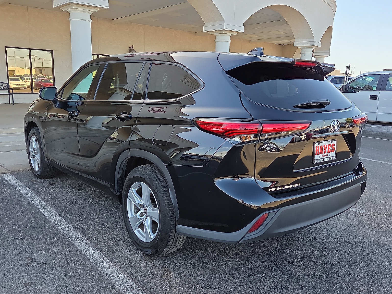 View Toyota Highlander details