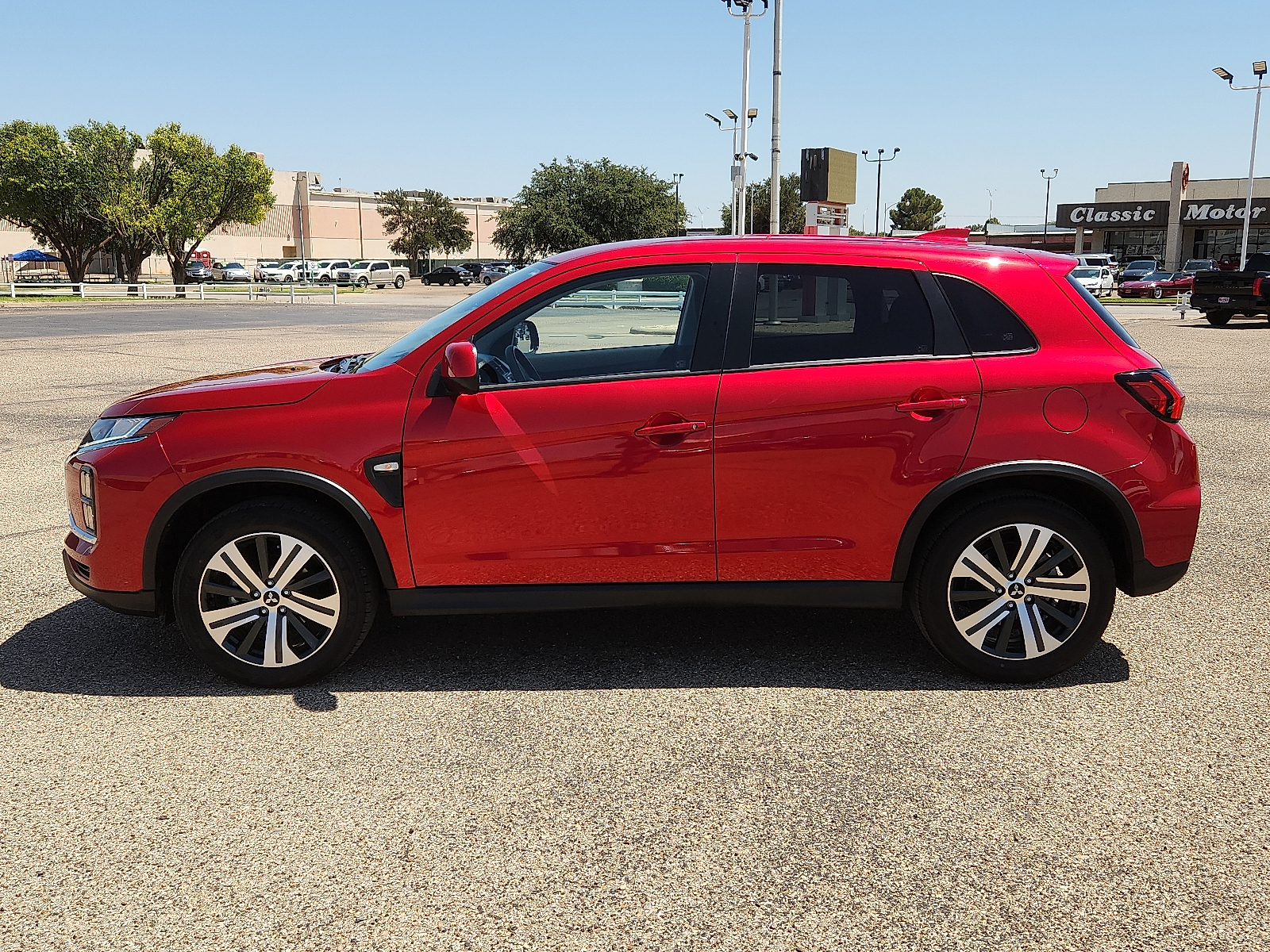 View Mitsubishi Outlander Sport details