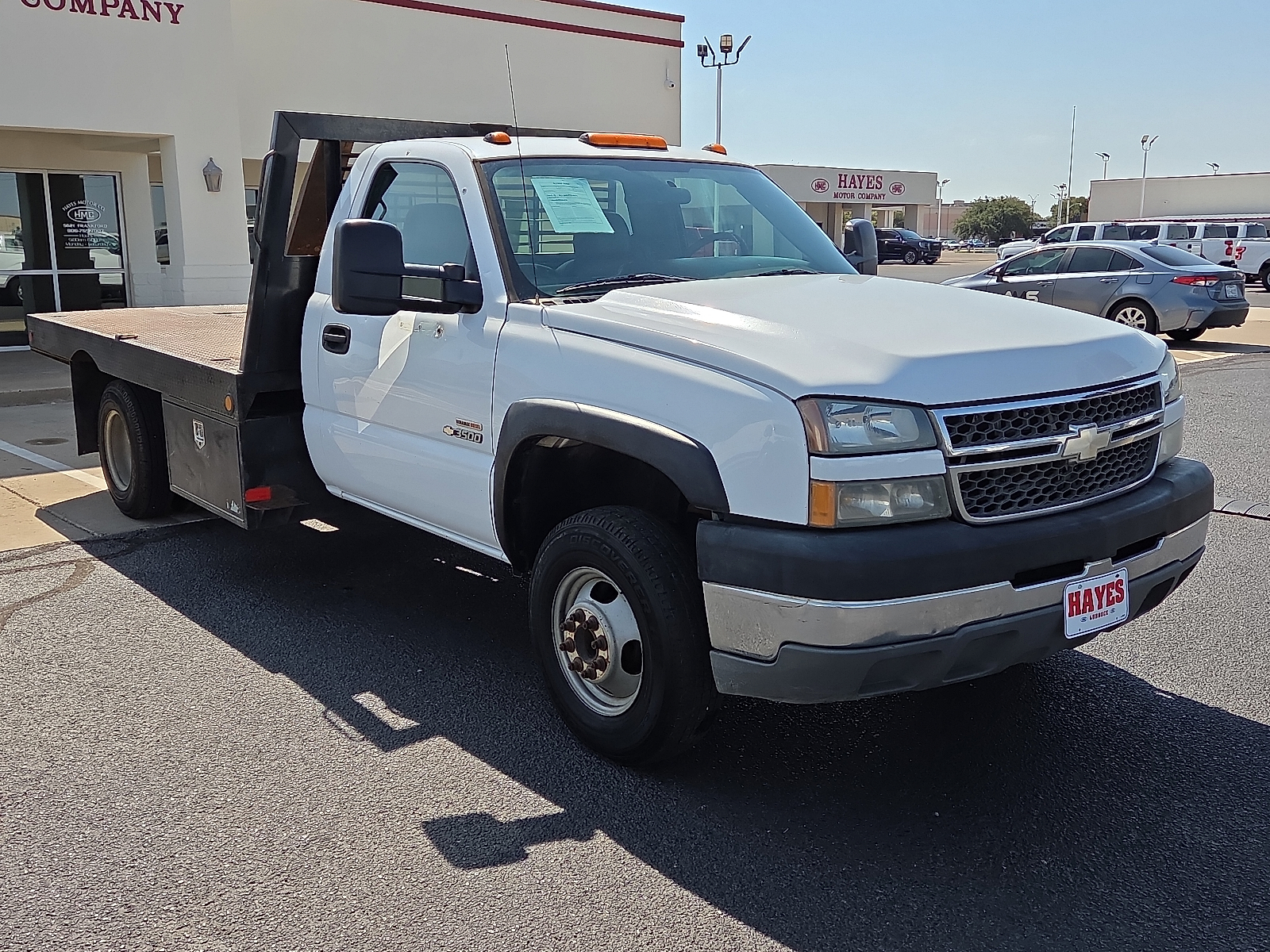 View Chevrolet Silverado 3500 Chassis details