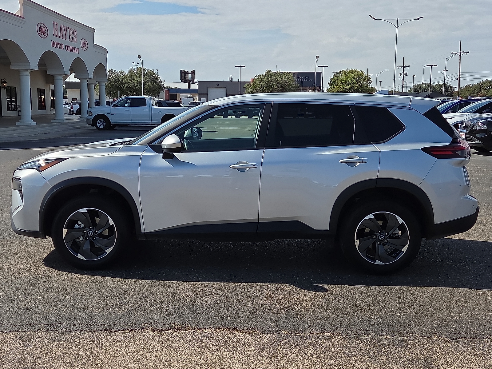 View Nissan Rogue details