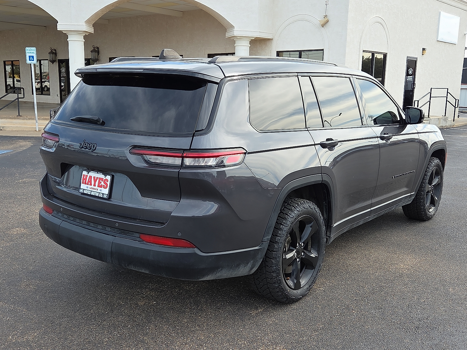 View Jeep Grand Cherokee L details