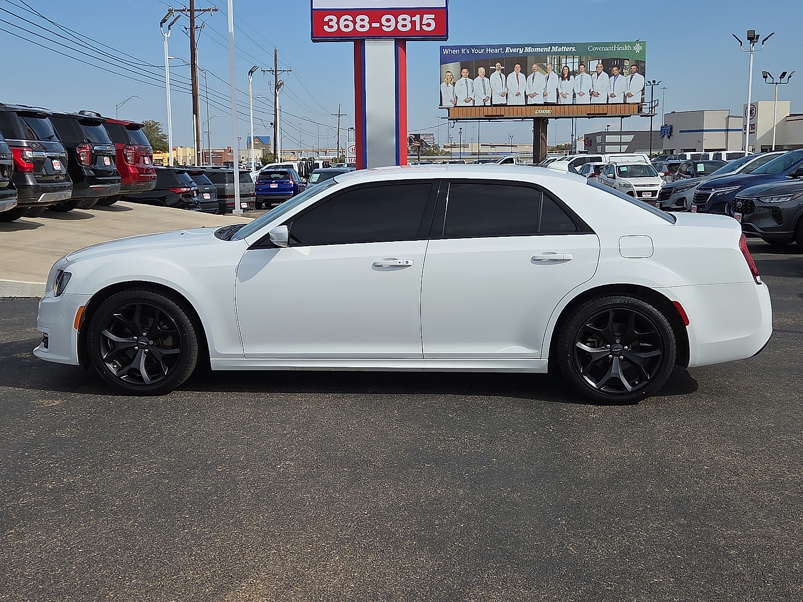View Chrysler 300 details