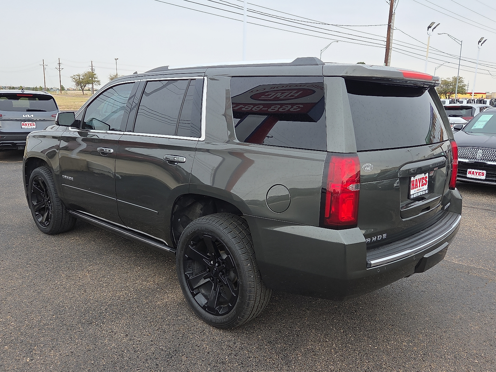 View Chevrolet Tahoe details