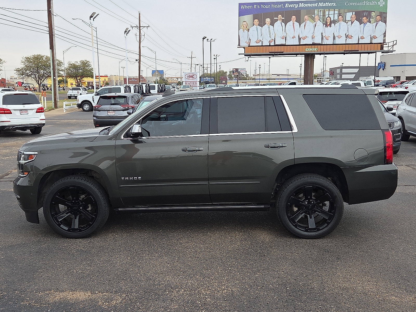 View Chevrolet Tahoe details