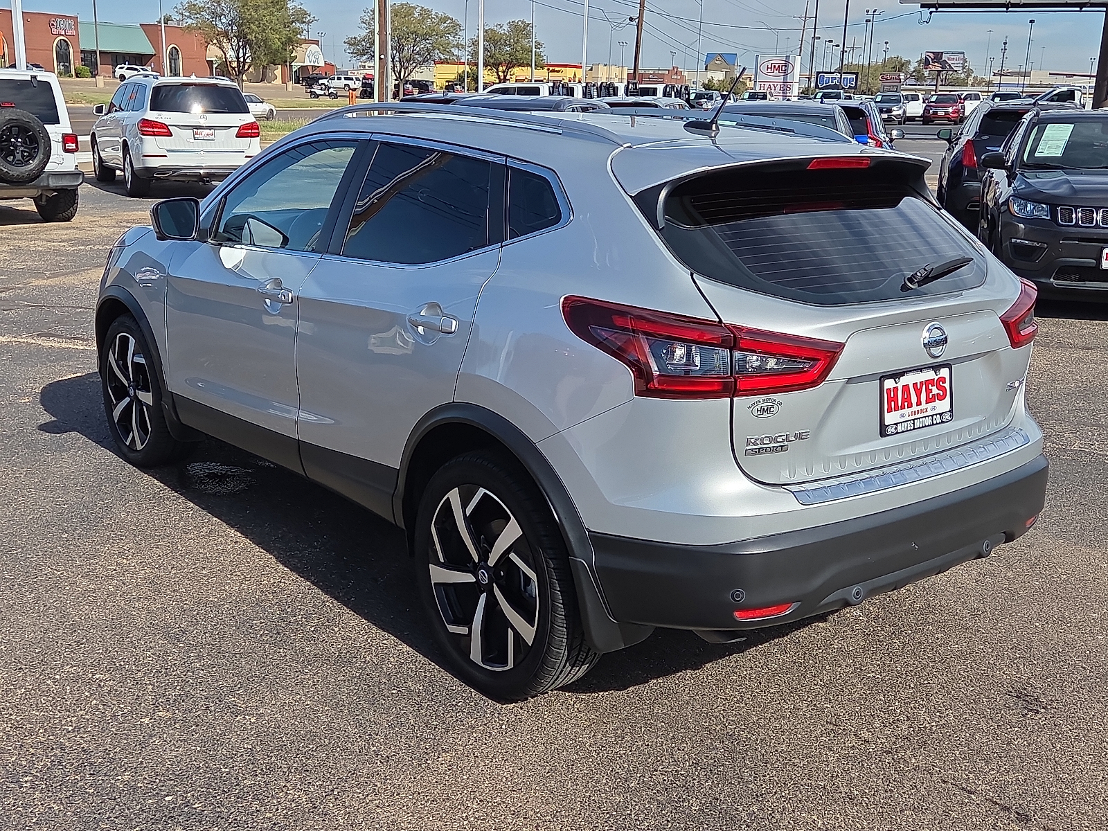 View Nissan Rogue Sport details