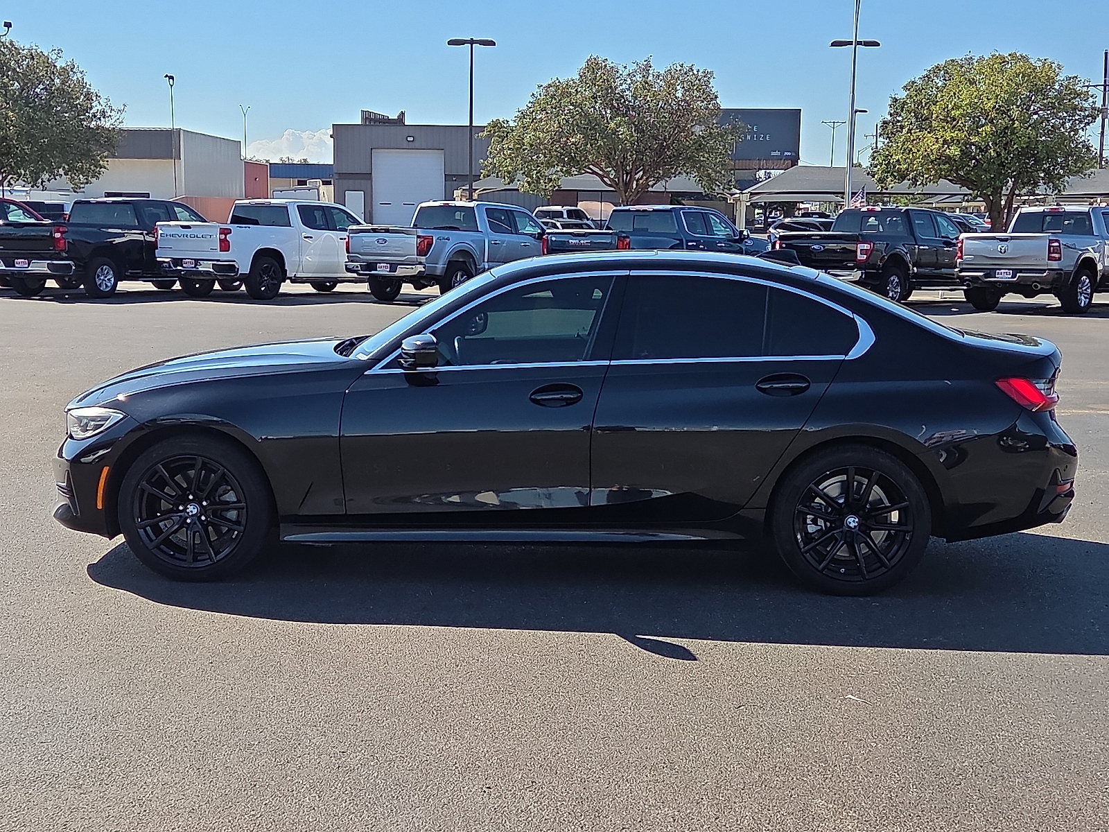 View BMW 330i details