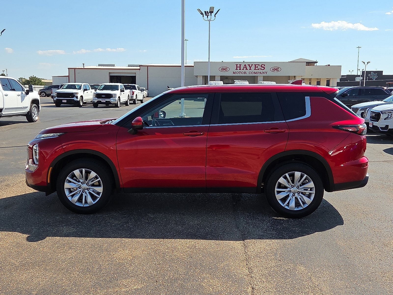 View Mitsubishi Outlander details