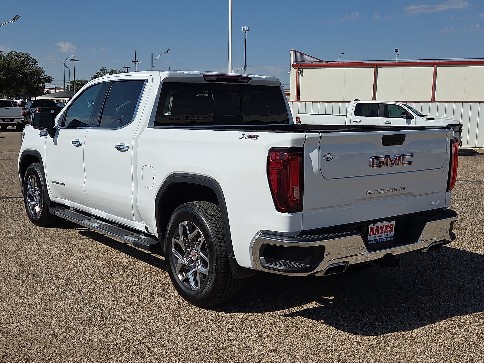 View GMC Sierra 1500 details