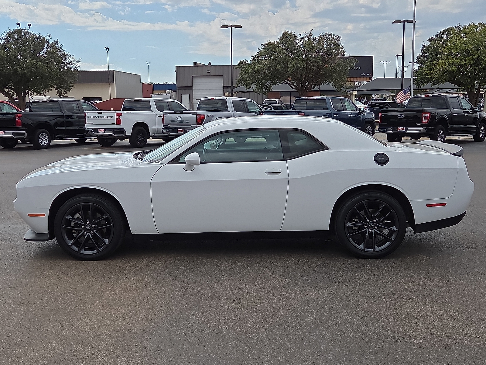 View Dodge Challenger details