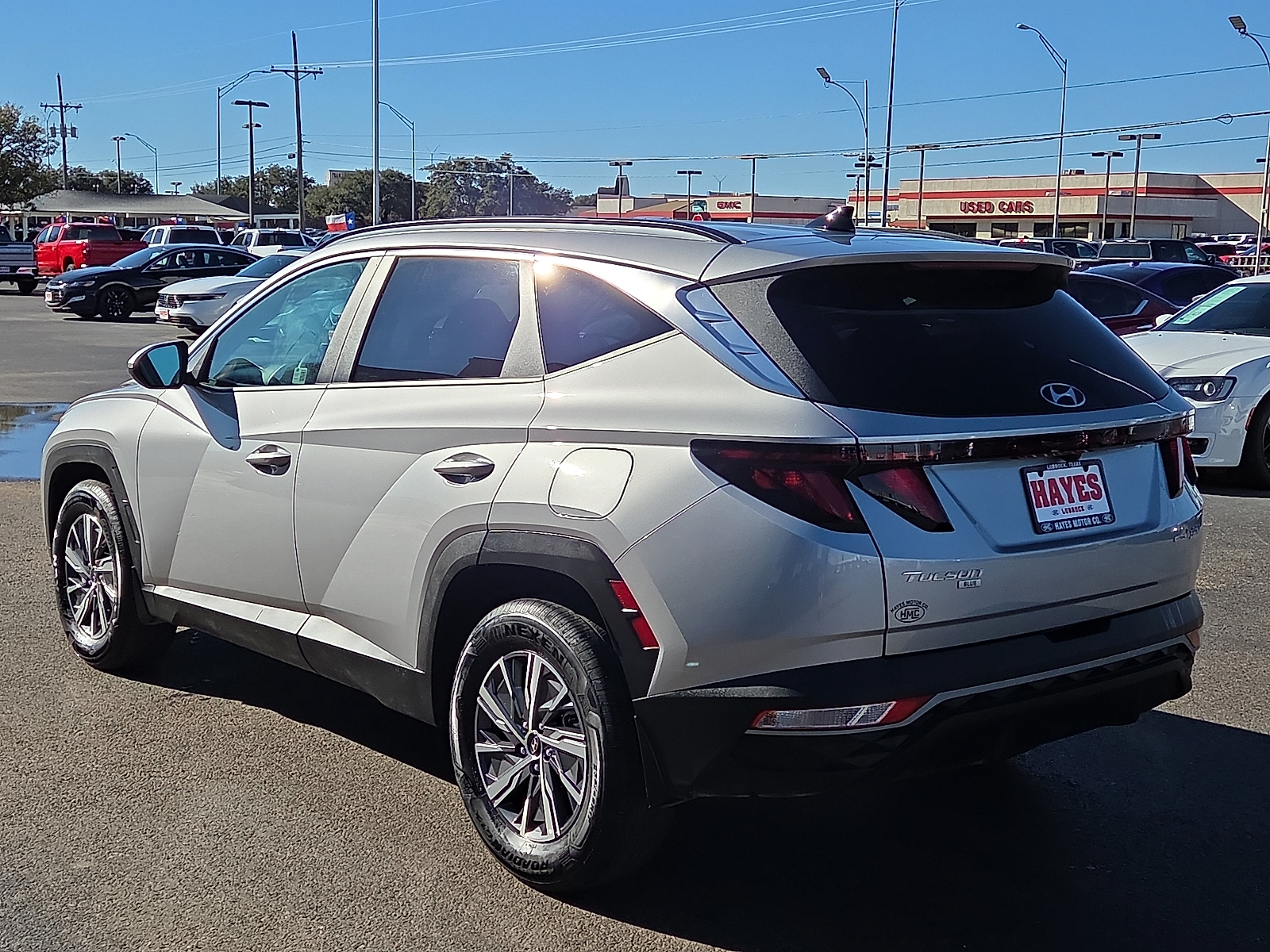 View Hyundai Tucson Hybrid details
