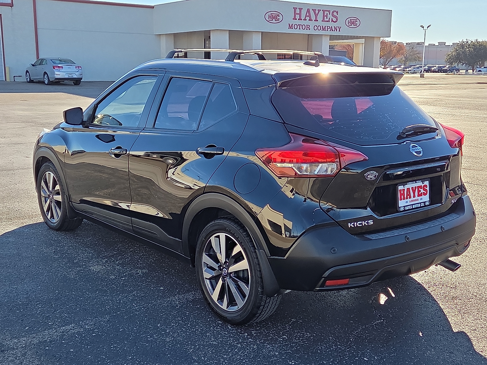 View Nissan Kicks details
