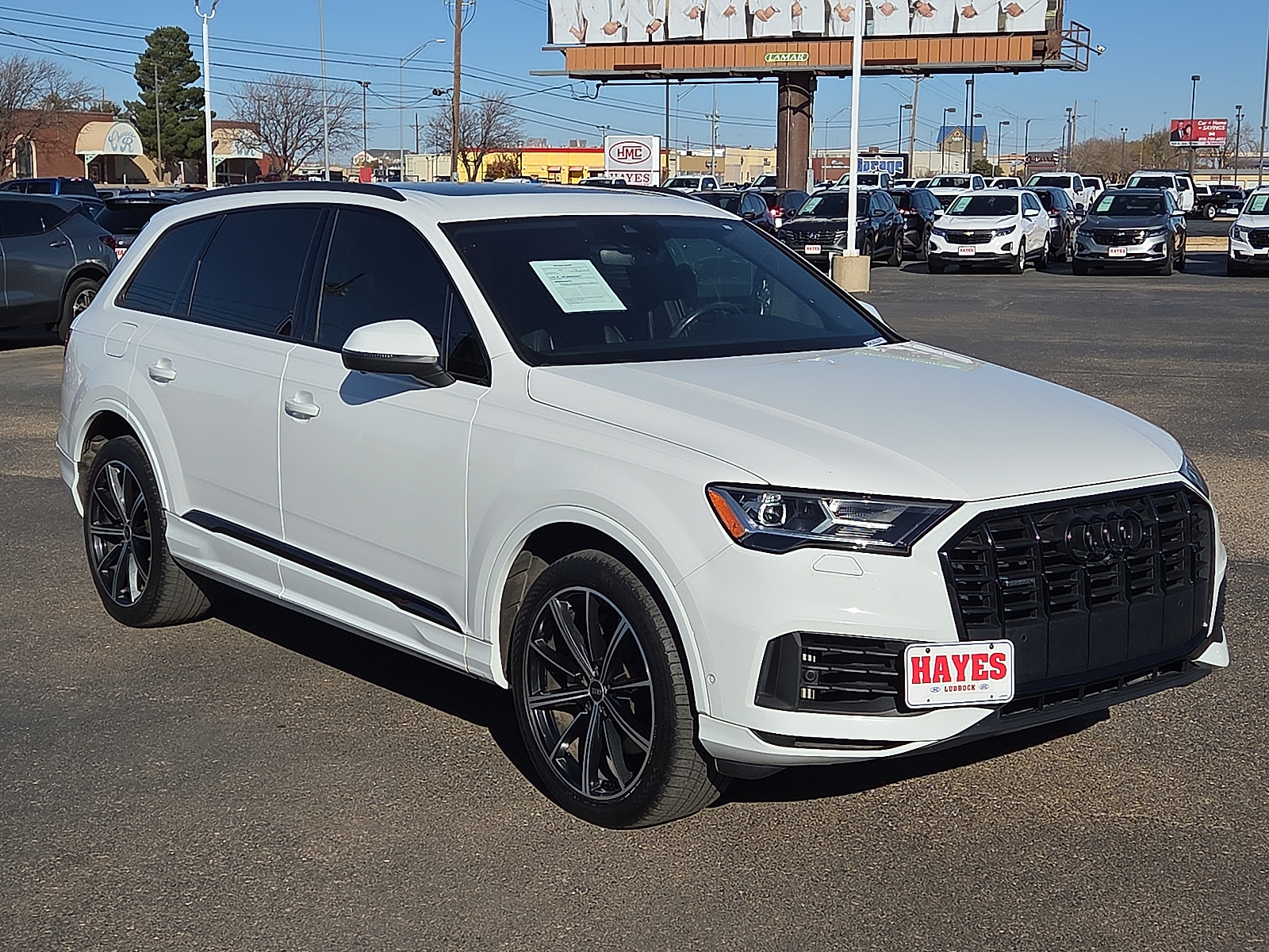 View Audi Q7 details