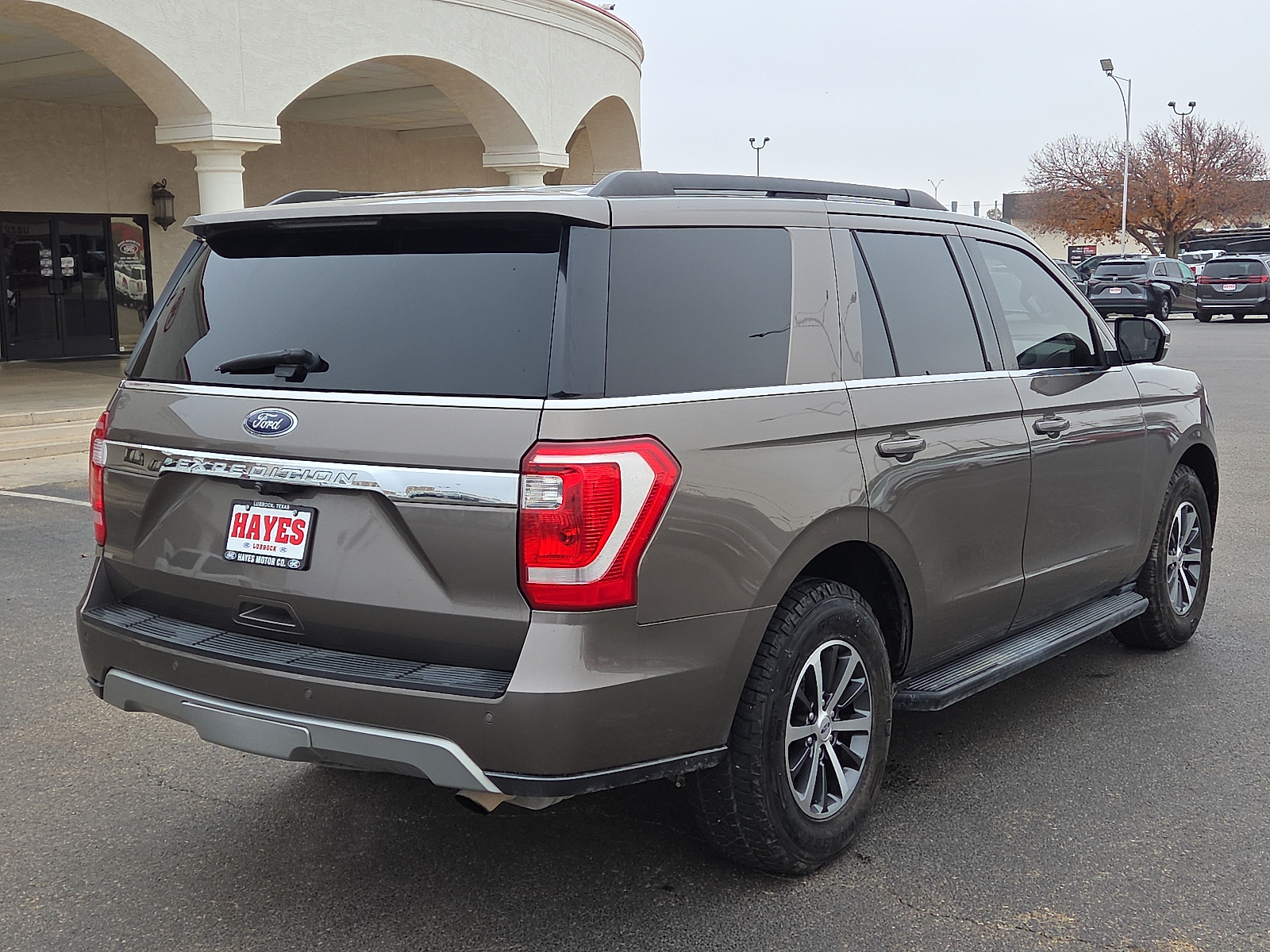 View Ford Expedition details