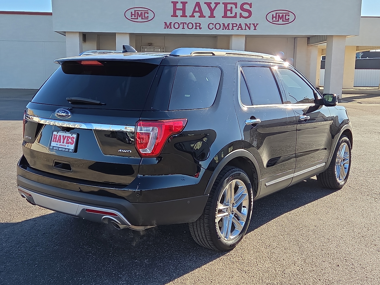 View Ford Explorer details