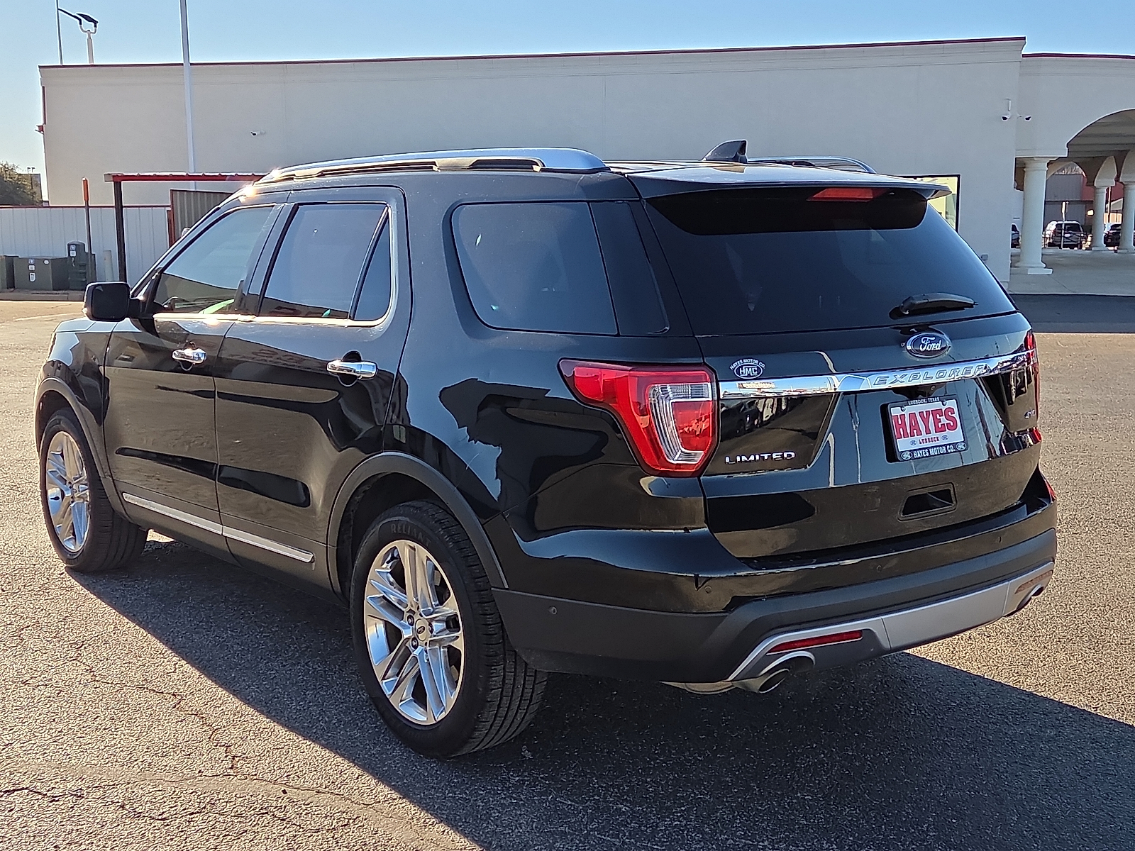 View Ford Explorer details