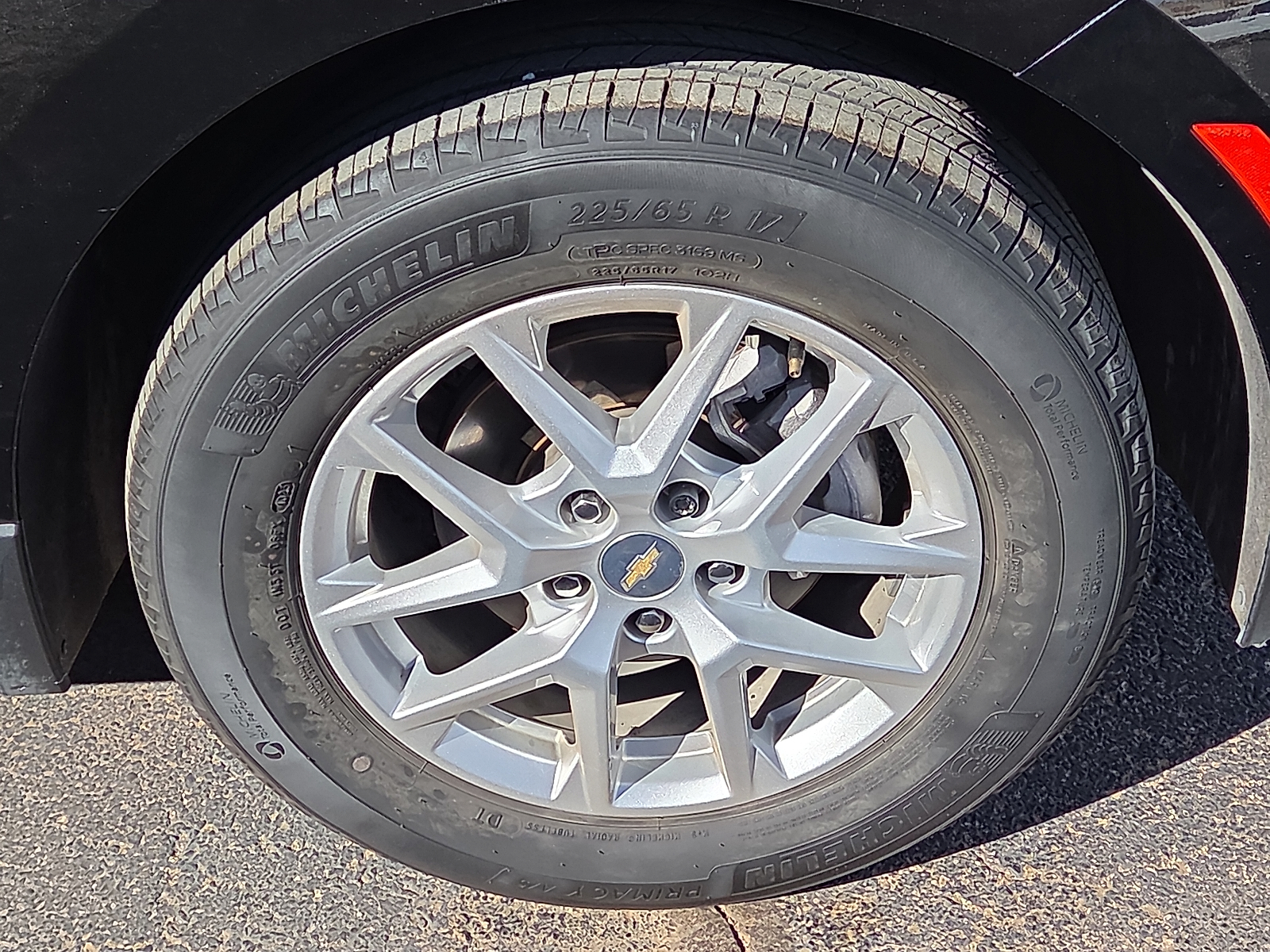 View Chevrolet Equinox details