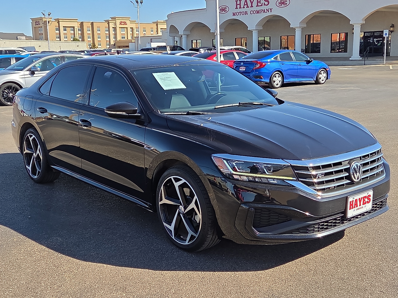 View Volkswagen Passat details