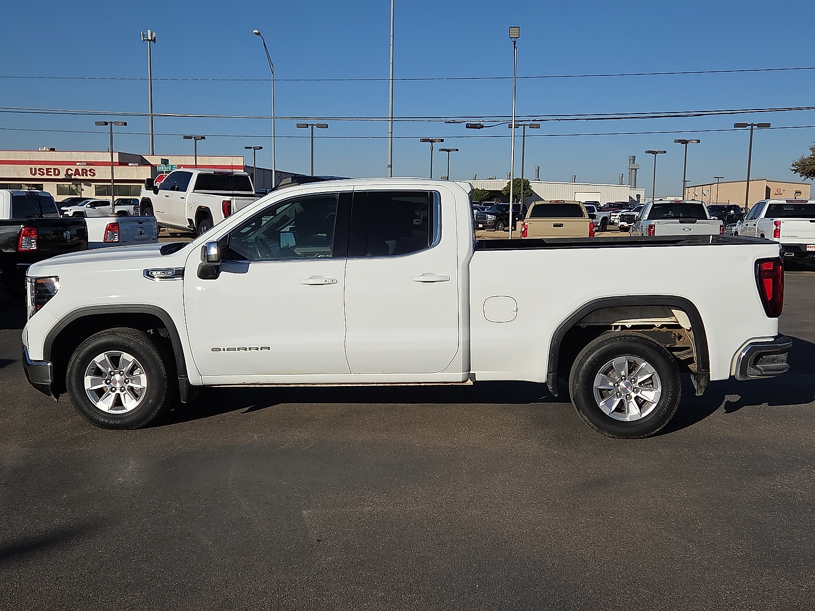 View GMC Sierra 1500 details