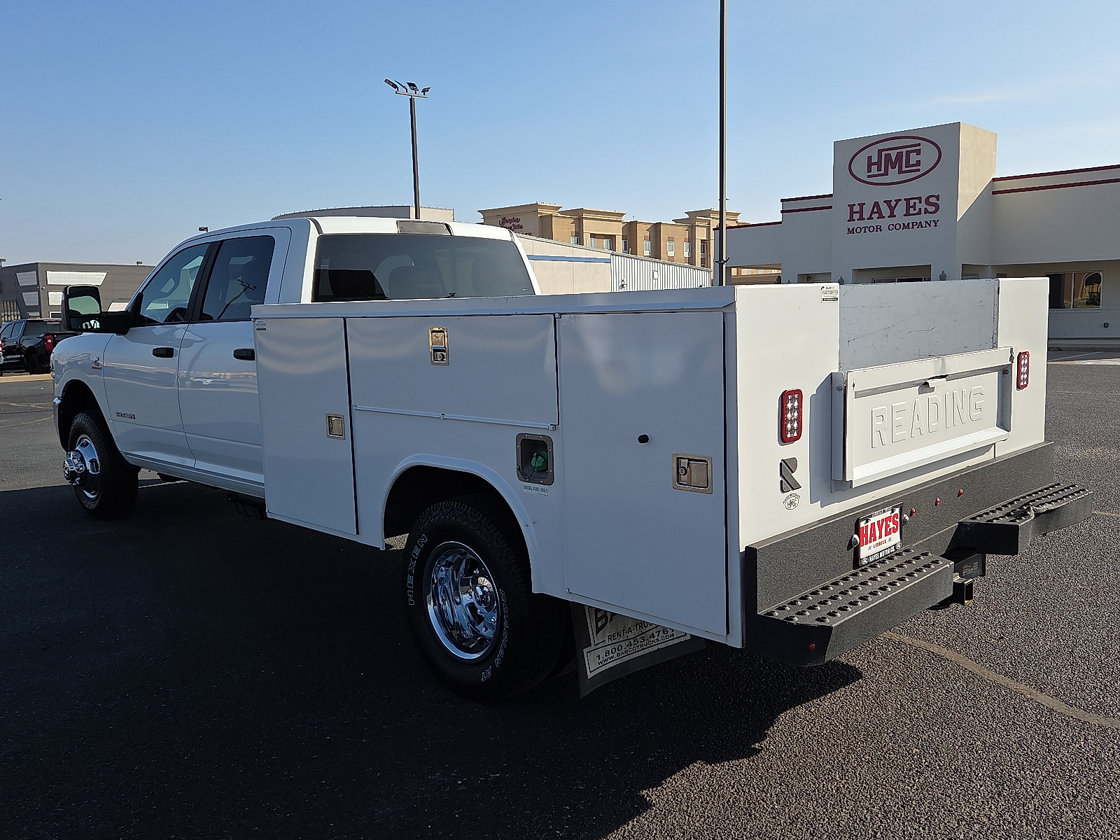 View RAM 3500 Chassis details