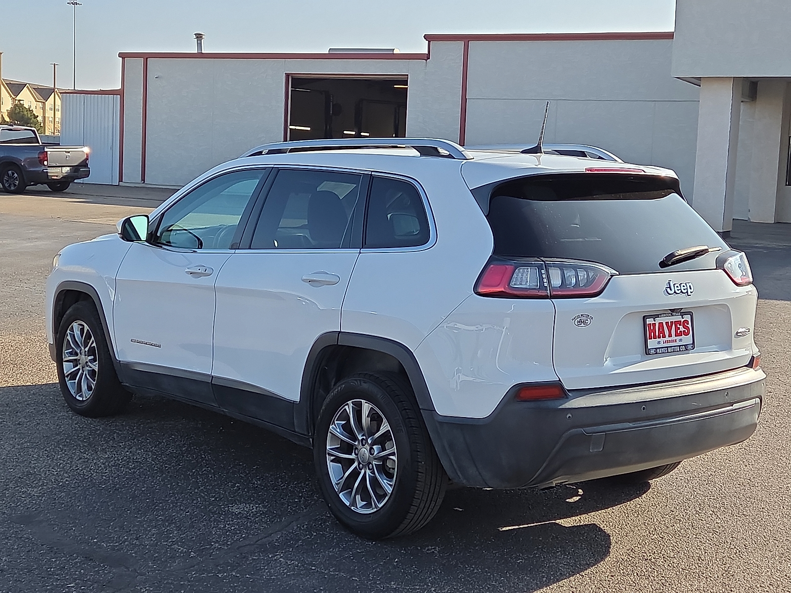 View Jeep Cherokee details