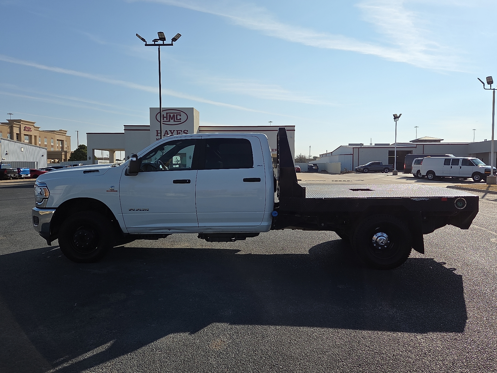 View RAM 3500 Chassis details