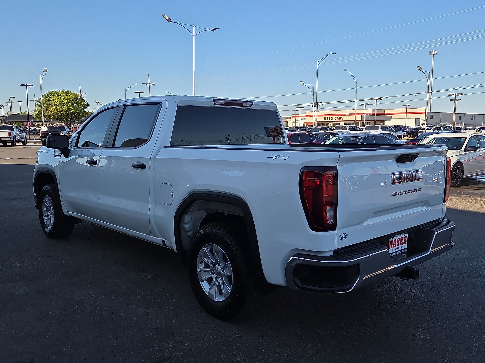 View GMC Sierra 1500 details