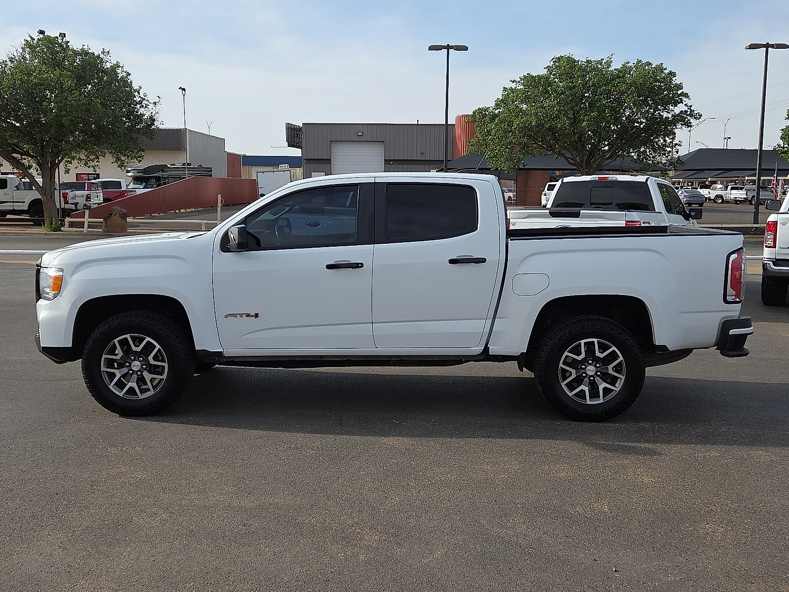 View GMC Canyon details