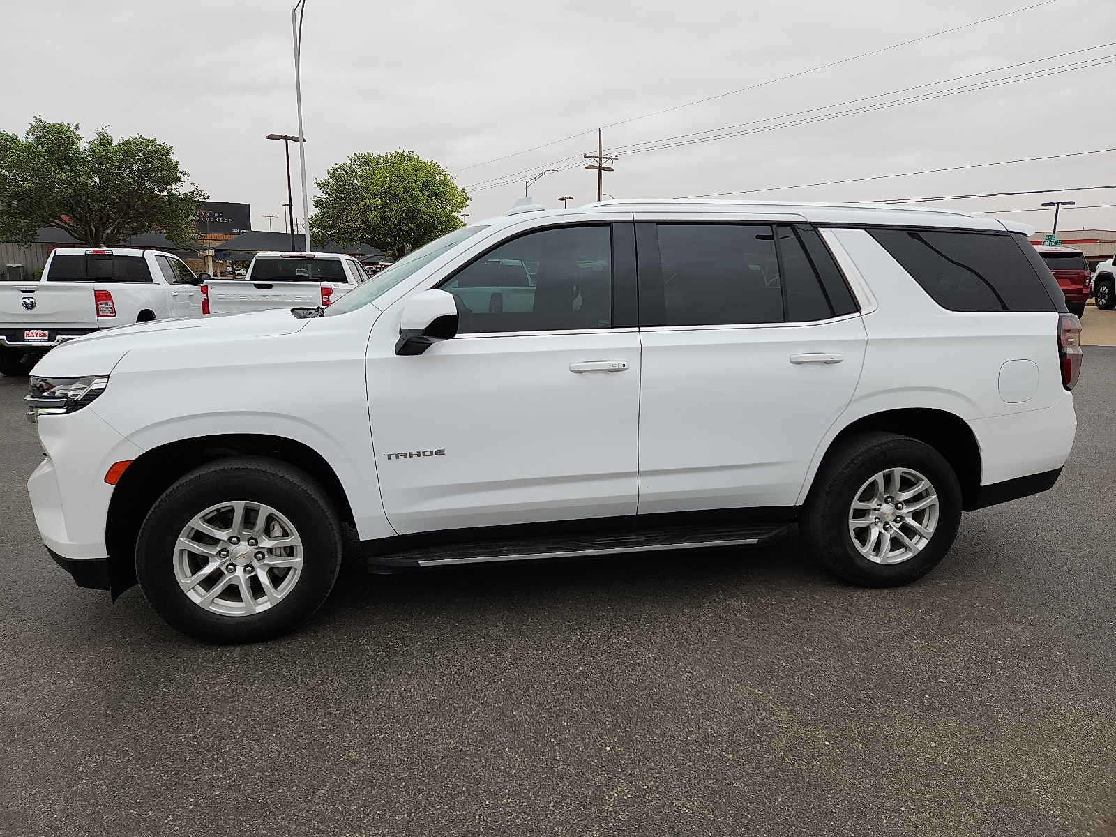 View Chevrolet Tahoe details