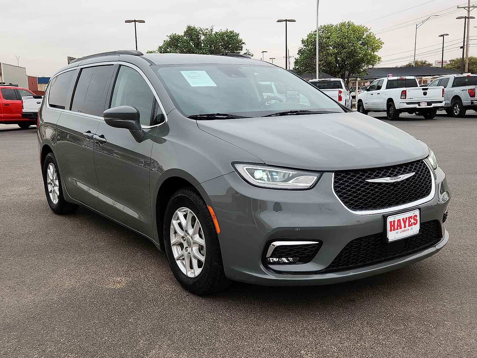 View Chrysler Pacifica details