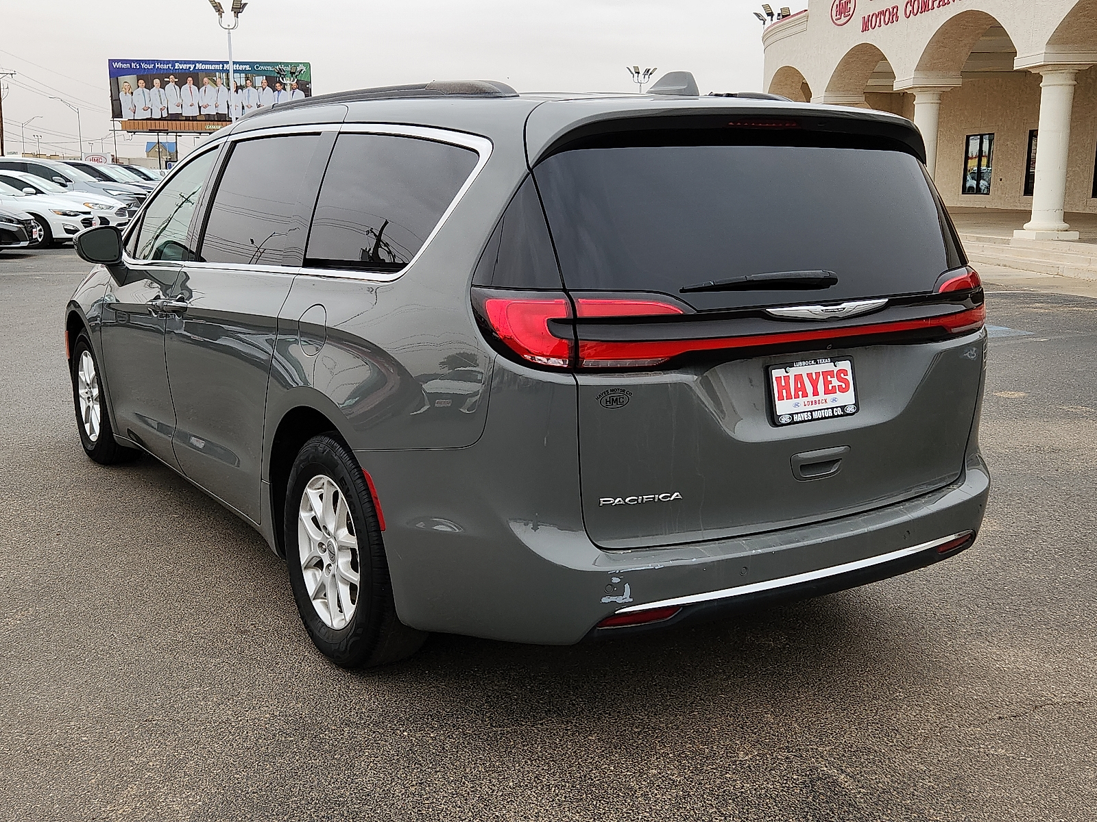 View Chrysler Pacifica details