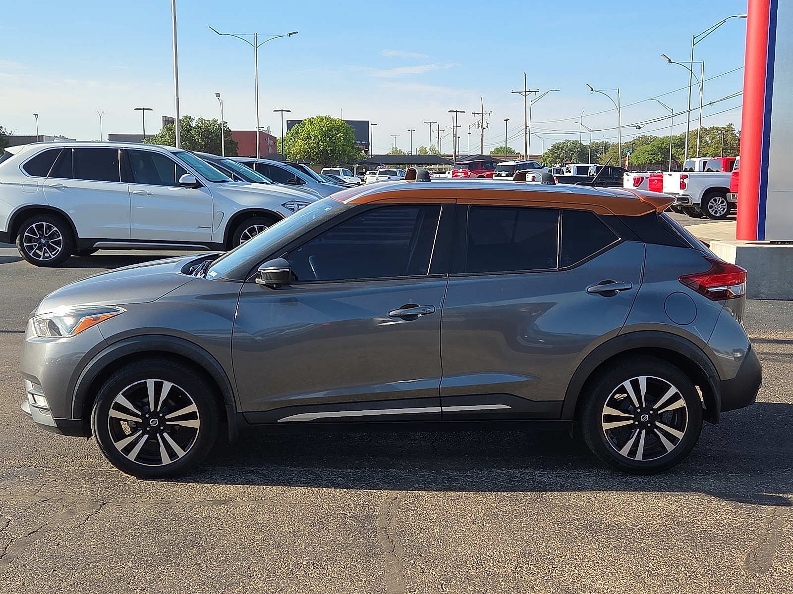 View Nissan Kicks details