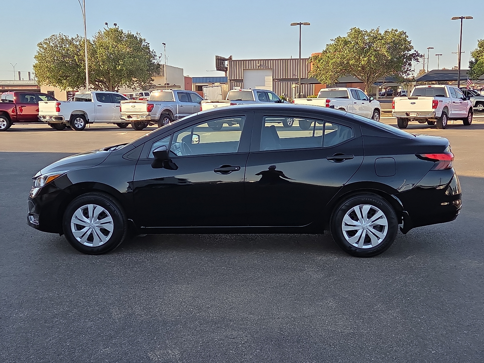 View Nissan Versa details
