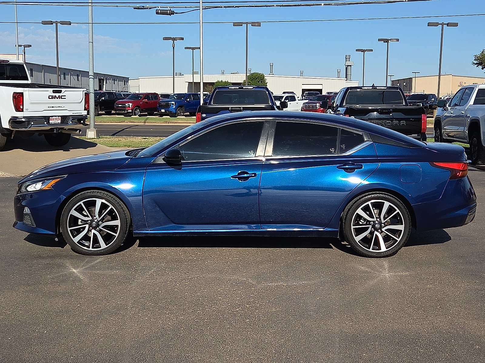 View Nissan Altima details