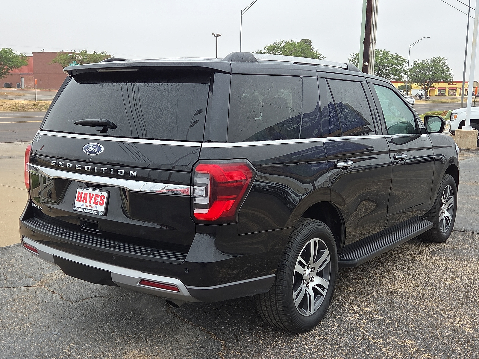 View Ford Expedition details