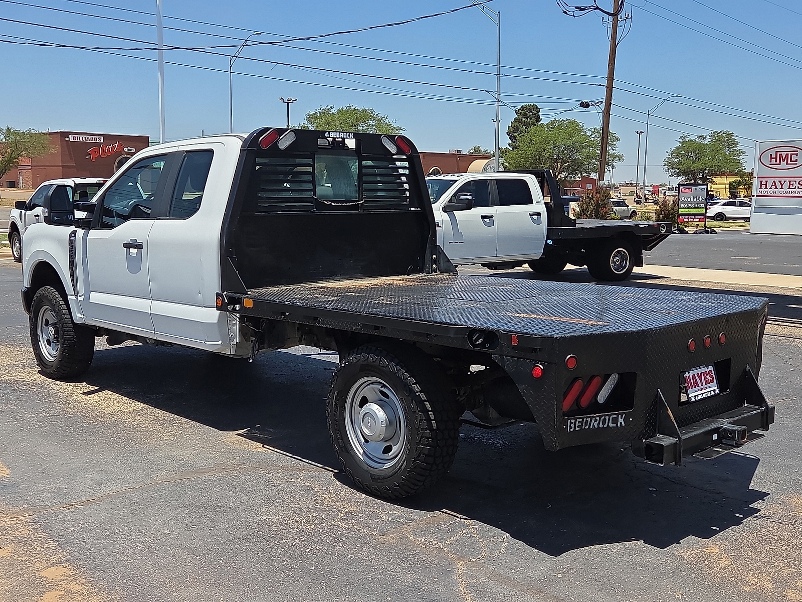 View Ford F-350 Chassis details