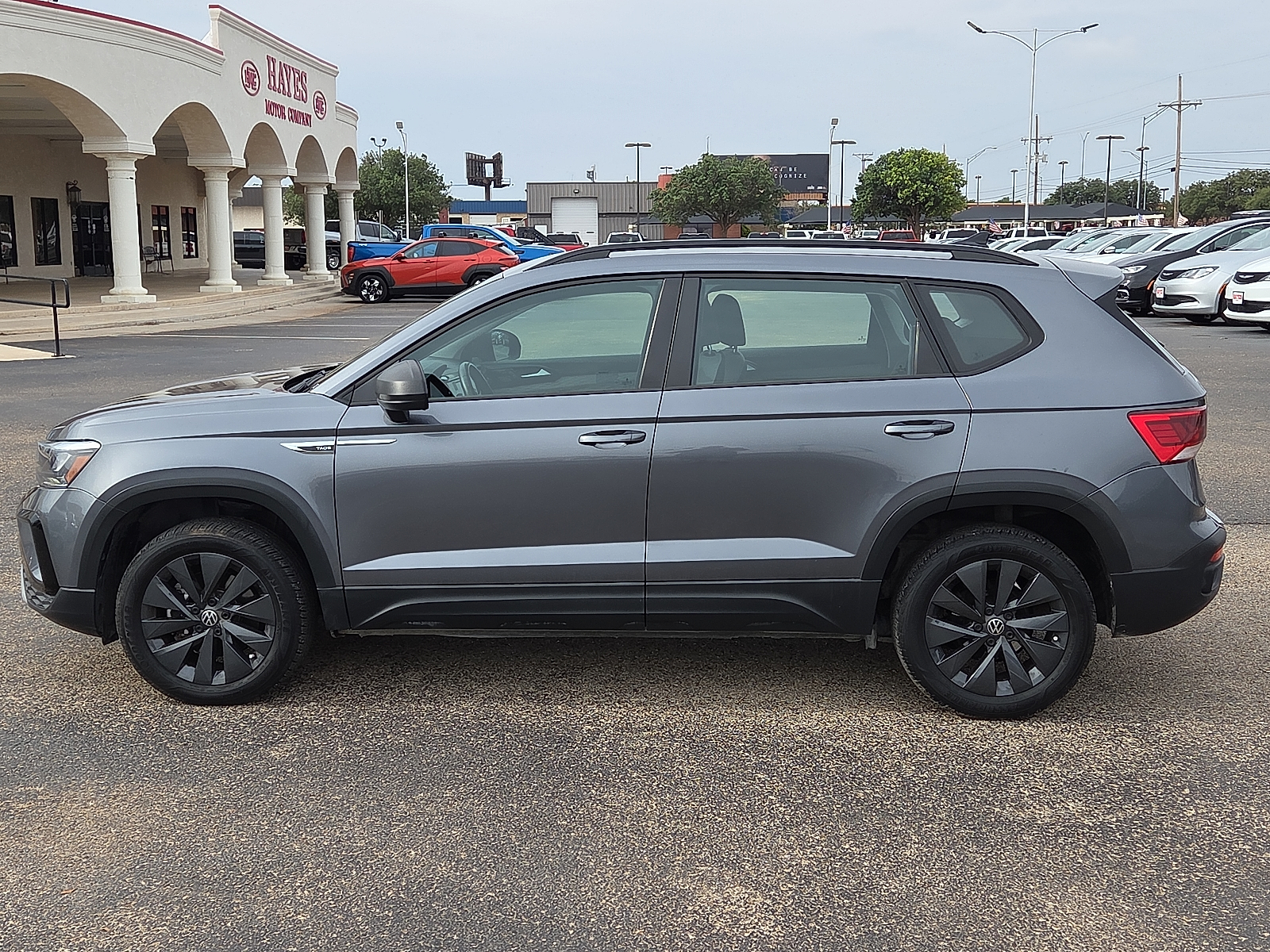 View Volkswagen Taos details