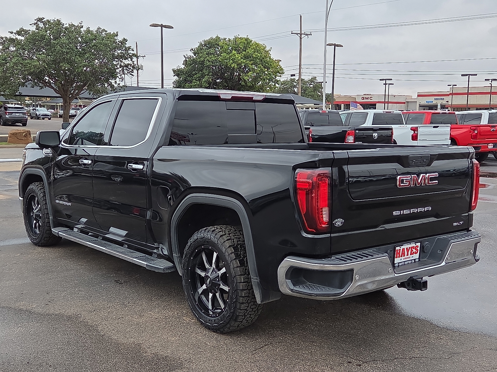 View GMC Sierra 1500 details