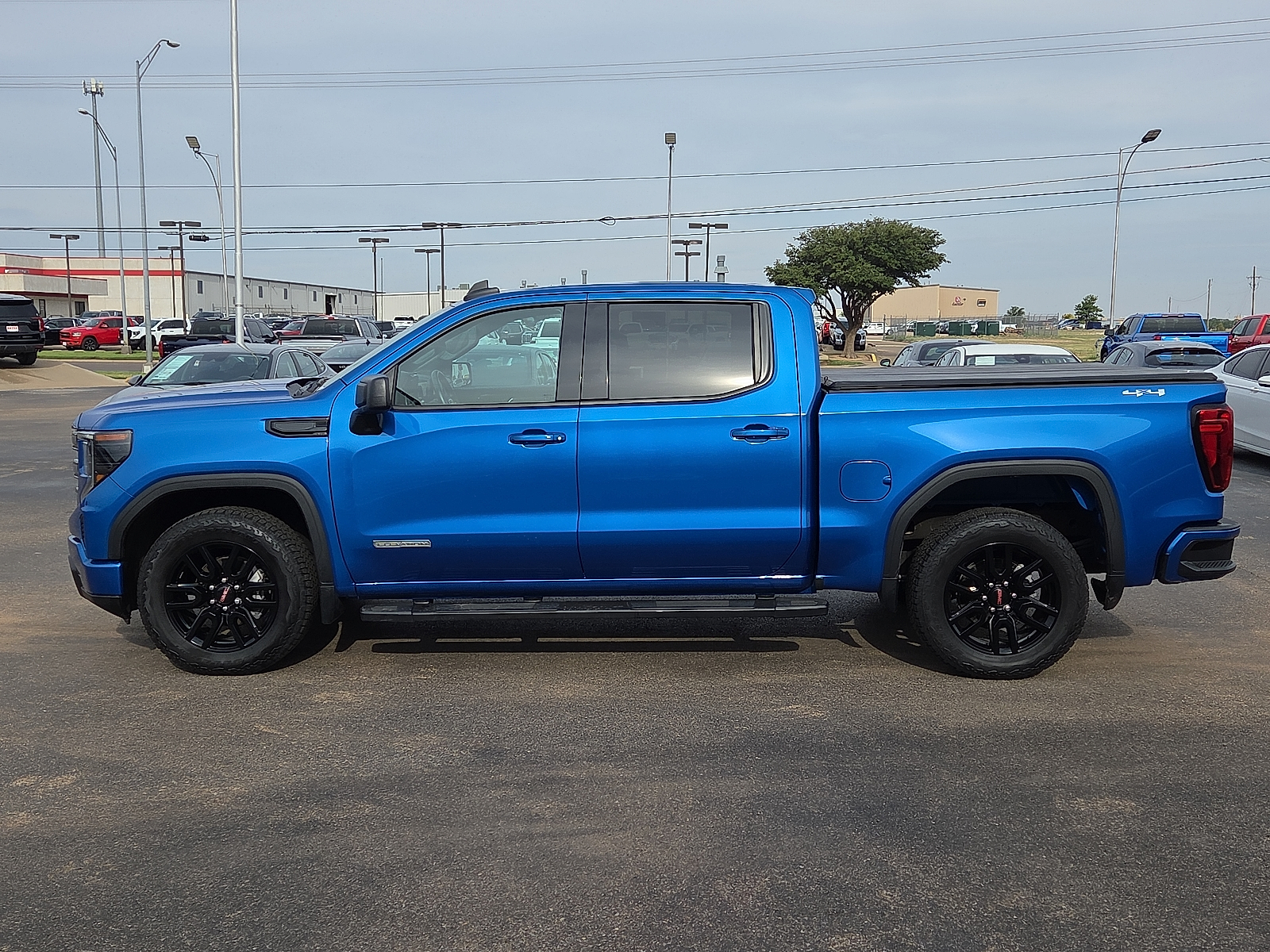 View GMC Sierra 1500 details