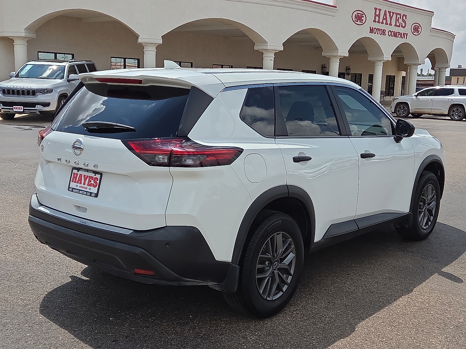 View Nissan Rogue details
