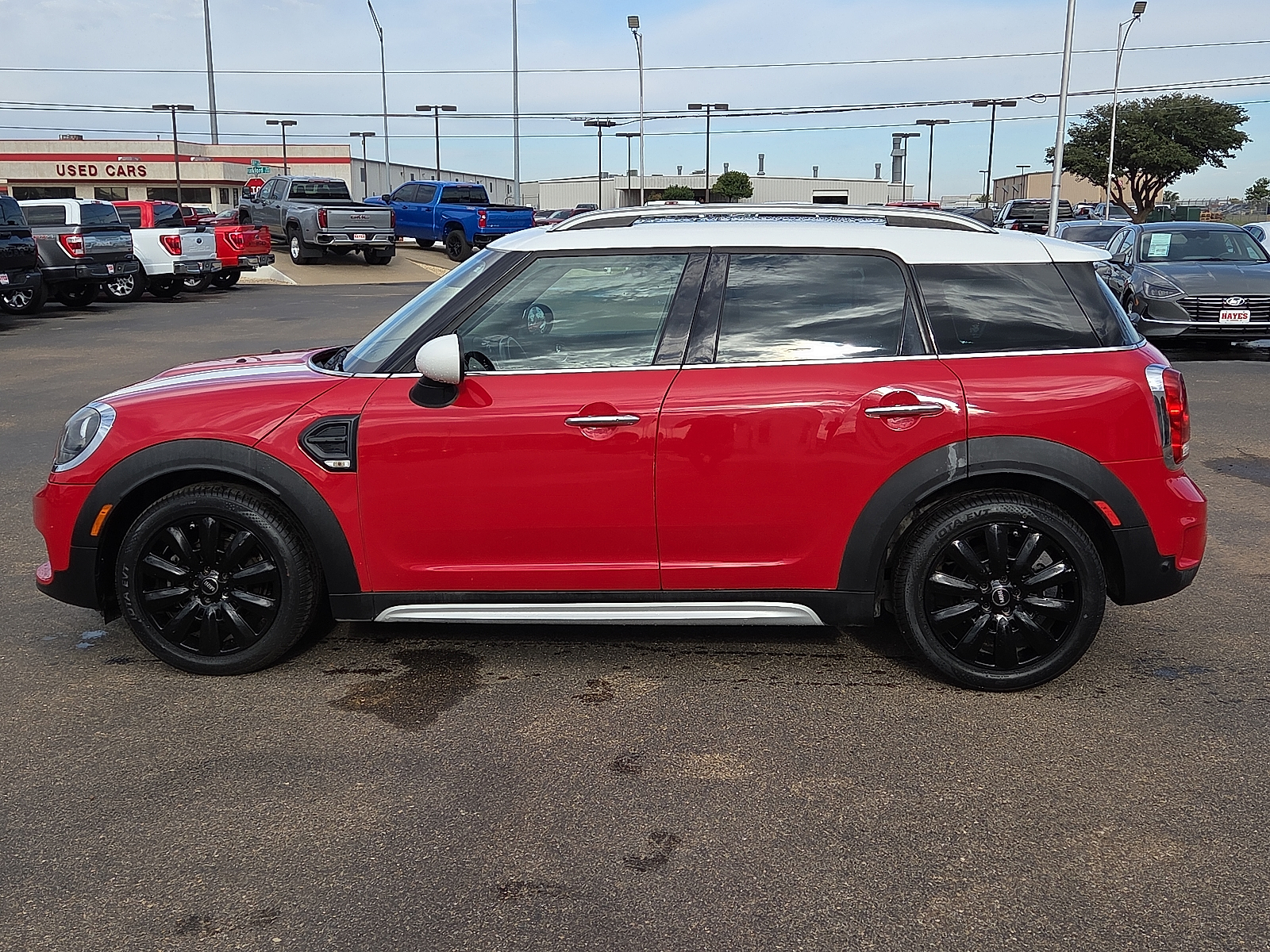 View MINI Countryman details