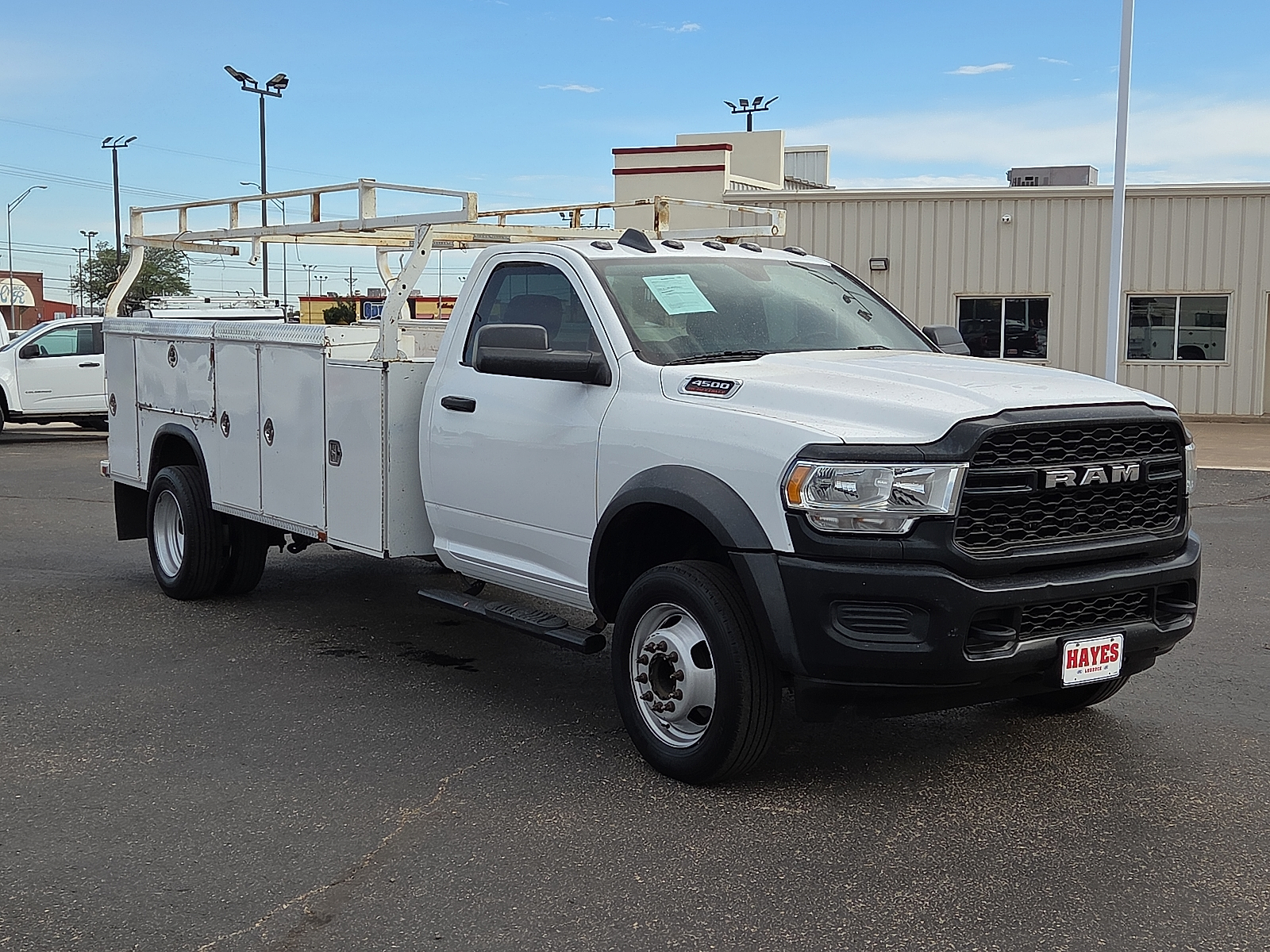 View RAM 4500 Chassis details