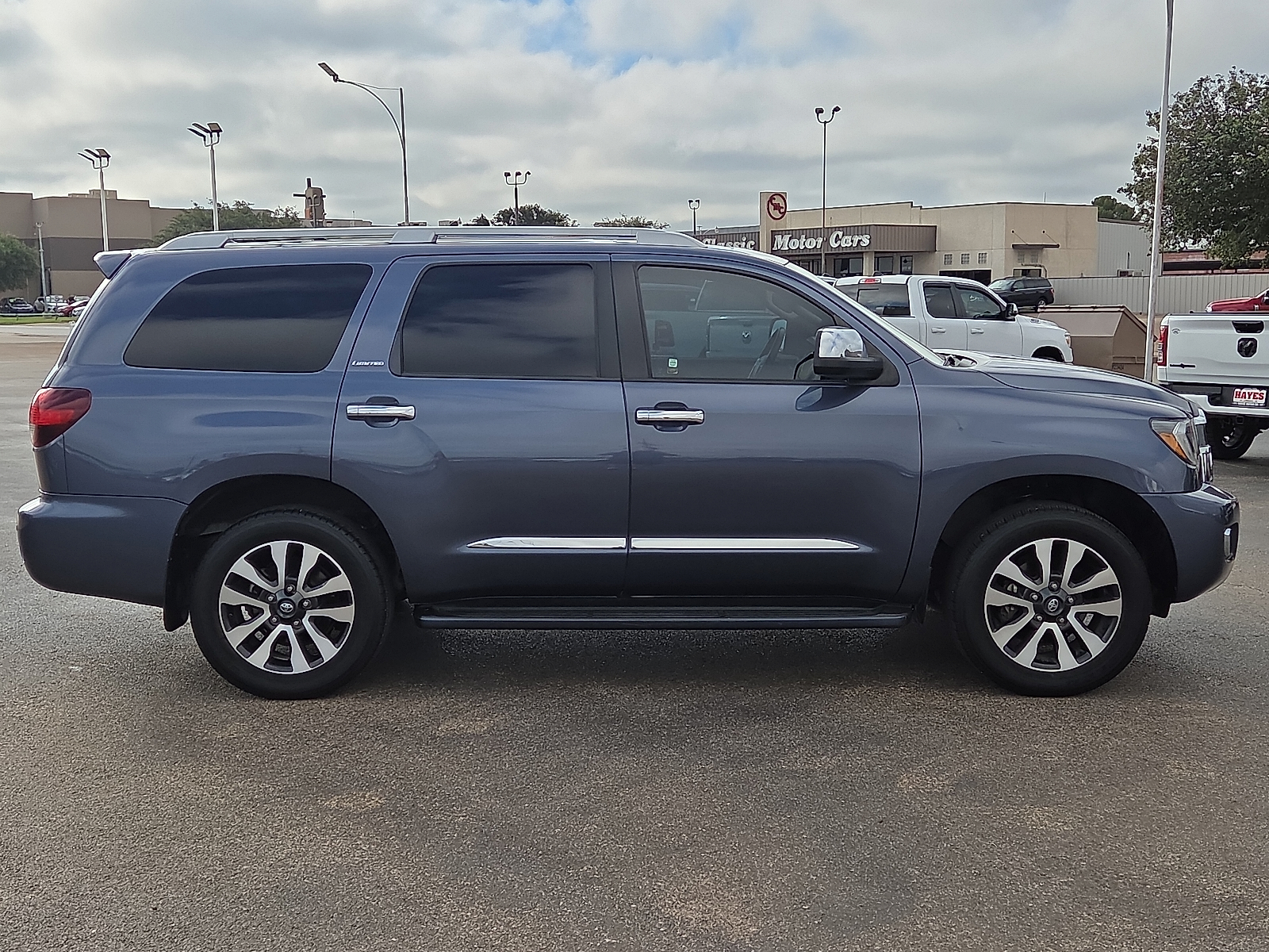 View Toyota Sequoia details