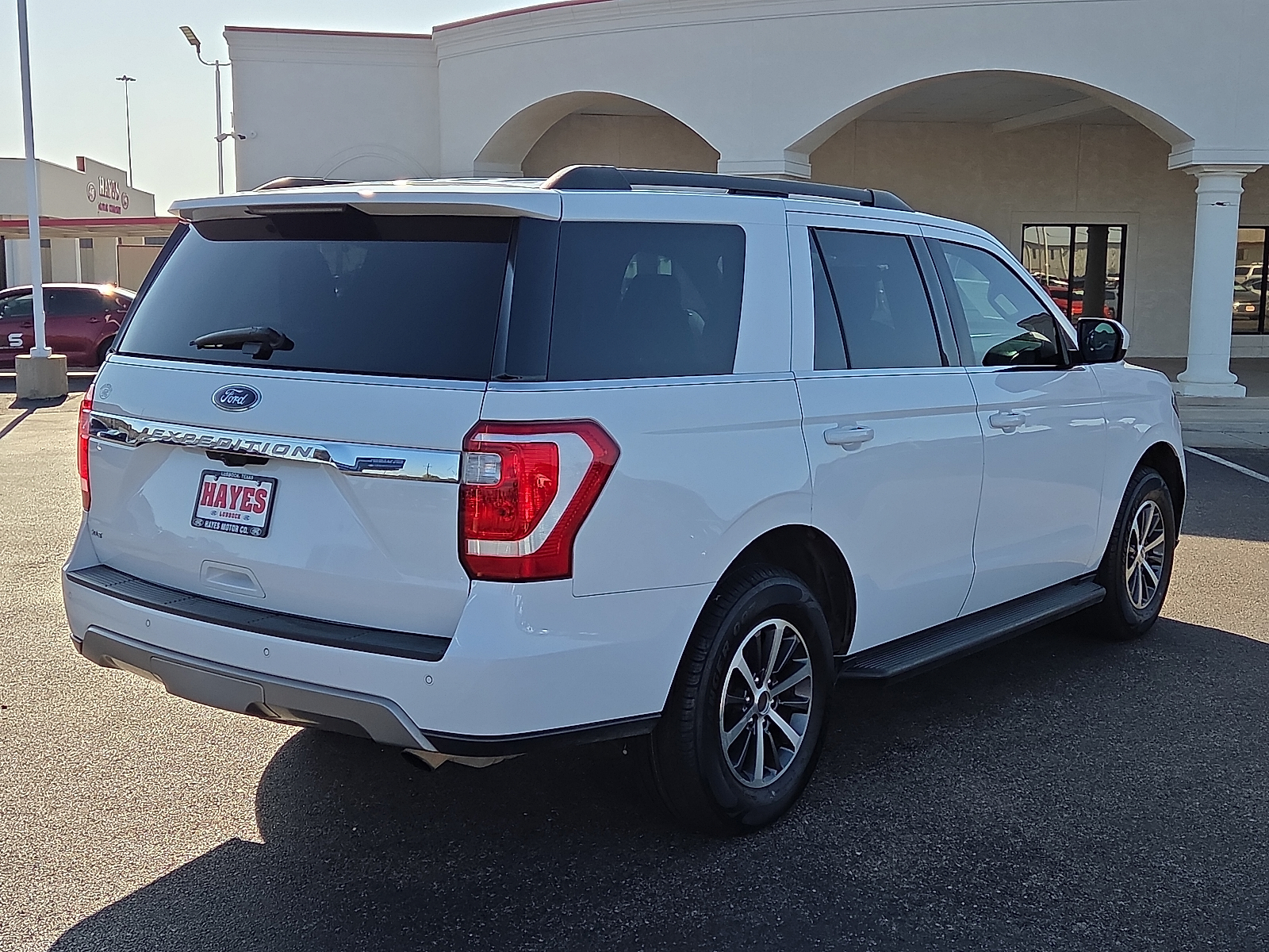 View Ford Expedition details