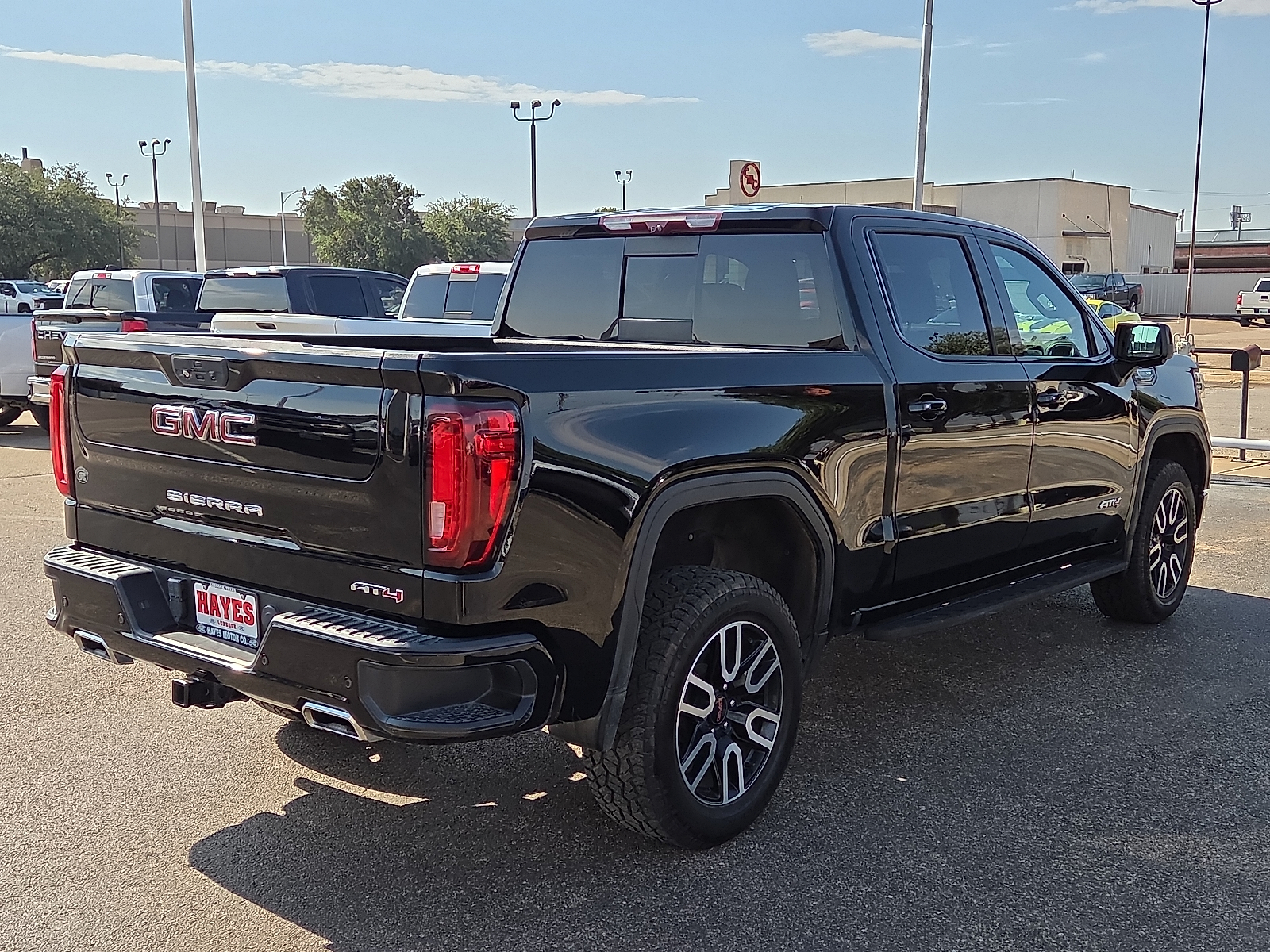 View GMC Sierra 1500 details