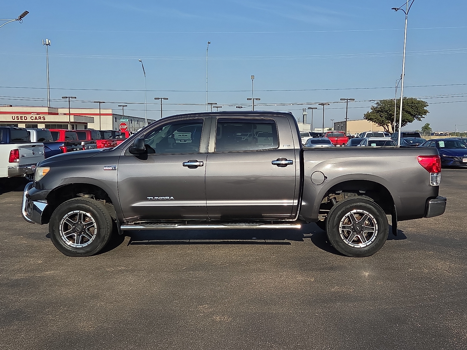 View Toyota Tundra details
