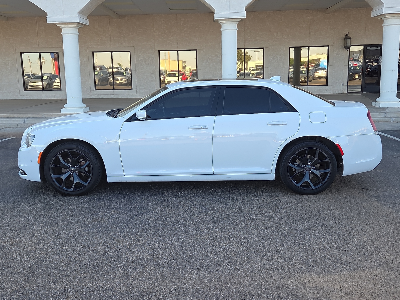 View Chrysler 300 details